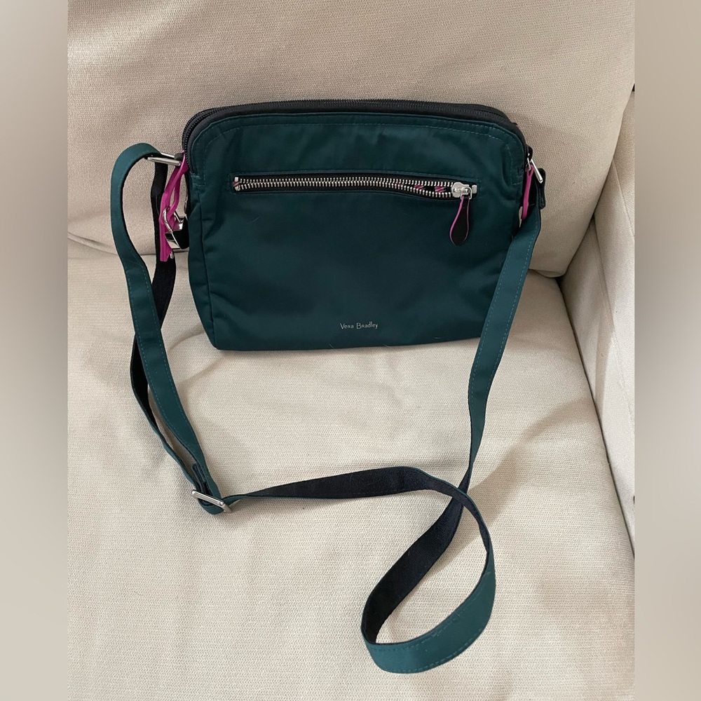 Vera Bradley Forest Green Crossbody EUC